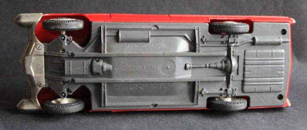 Schuco Cadillac De Ville Convertible 1968 Plastikmodell mit Batterieantrieb (8426)